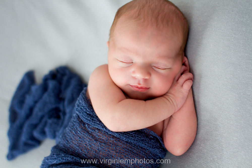 Virginie M. Photos - photographe - Nord - Croix - naissance - nouveau né - bébé - famille - studio (10)