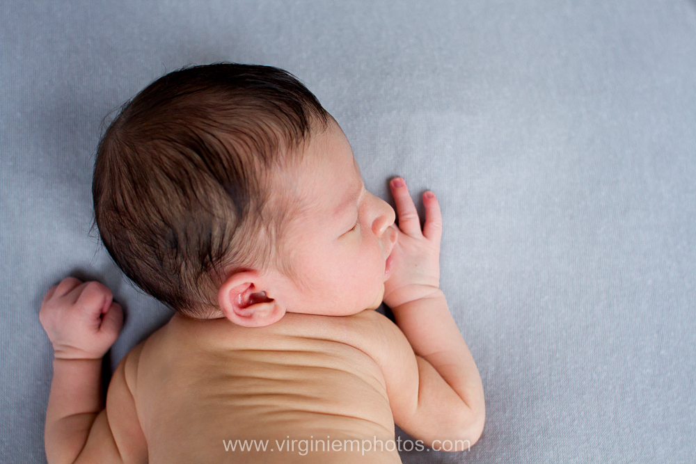 Virginie M. Photos - photographe Nord - naissance - nouveau né - bébé - studio - Croix (7)