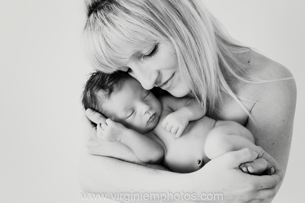 Virginie M. Photos - Enzo - photographe nord - nord - naissance - nouveau né - bébé - séance naissance - photos - Croix (19)