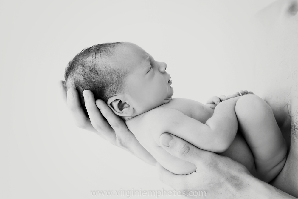 Virginie M. Photos-photographe nord-séance naissance-naissance-bébé-nouveau né-séance photos-photos-studio-parents-Croix-Lille-Nord (17)
