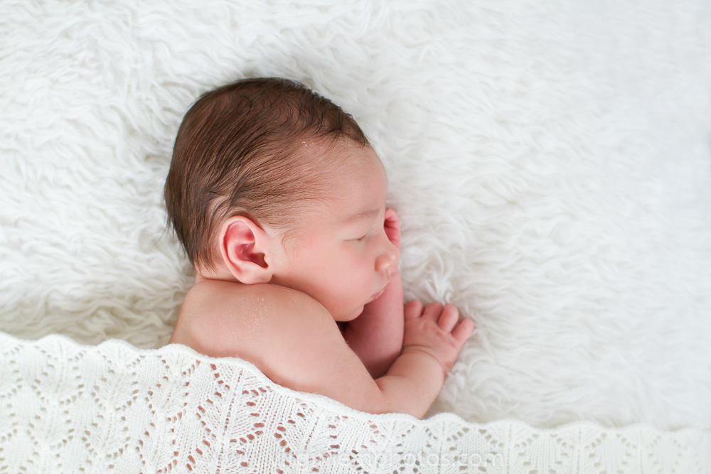 Virginie M. Photos-photographe naissance nord-nouveau né-bébé-photographe-nord-naissance-maternité-Croix (8)