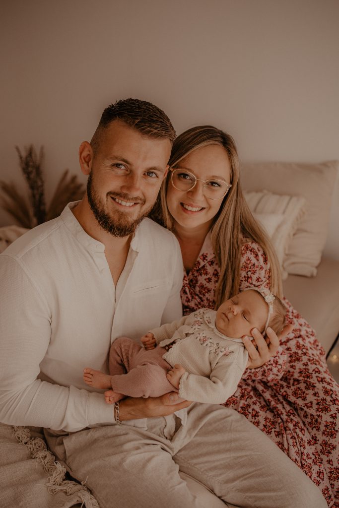 Photo de famille avec bébé